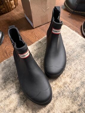 Hunter Black Matte Chelsea Rain Boots with Red Logo Trim